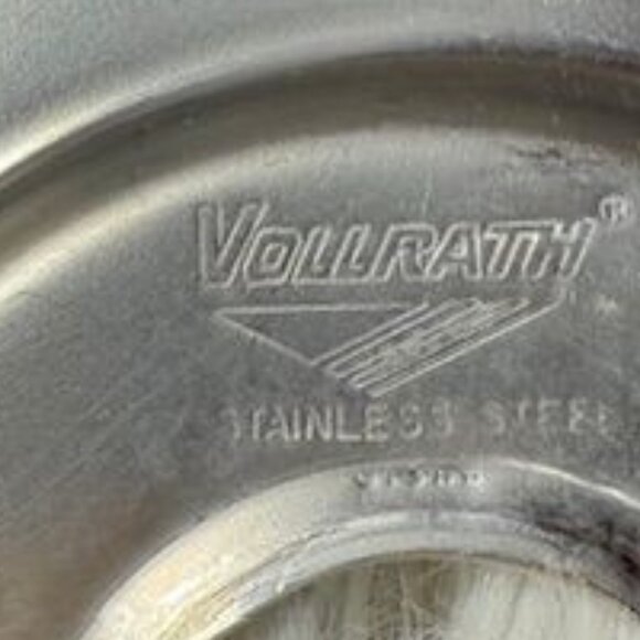 Vintage Vollrath 10.5" Stainless Steel Satin Finish Finger Hole Dome Plate Cover - Picture 7 of 8